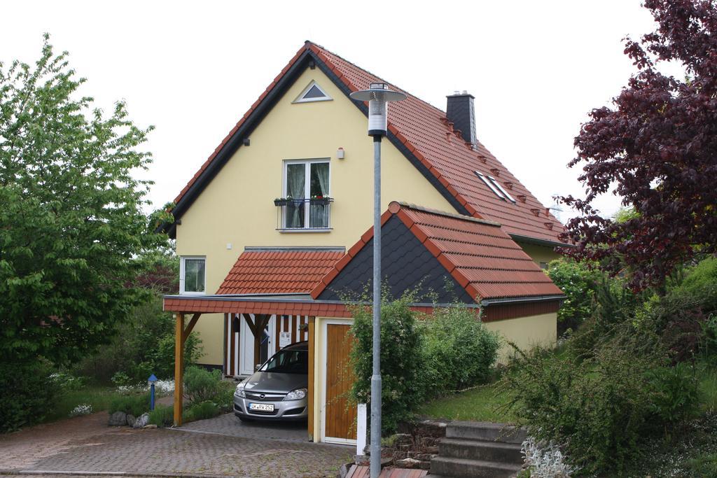 Ferienwohnung Zwischen Erfurt, Weimar&Thüringer Wald Elleben Exterior foto
